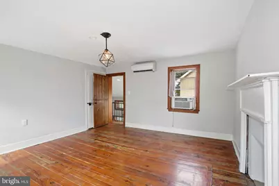 27 E Broad Way, Lovettsville, VA 20180 - Photo 32