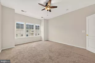22997 Bulwark Terrace, Ashburn, VA 20148 - Photo 18