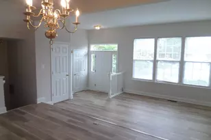 643 McLeary Square SE, Leesburg, VA 20175 - Photo 2