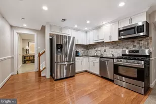 1418 Hague Dr SW, Leesburg, VA 20175 - Photo 40