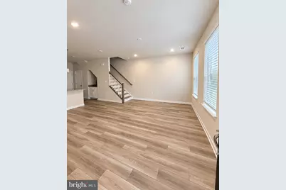 42635 Darala Drive, Ashburn, VA 20147 - Photo 2