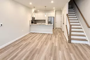 42635 Darala Dr, Ashburn, VA 20147 - Photo 6