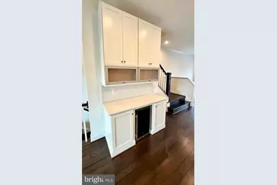20265 Oak Bluff Drive, Ashburn, VA 20147 - Photo 12