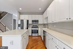 20804 Miranda Falls Square, Sterling, VA 20165 - Photo 16