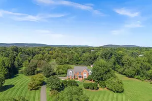 17508 Pinehurst Ct, Purcellville, VA 20132 - Photo 1