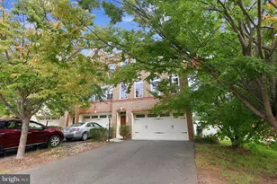 24958 Ashgarten Dr, Chantilly, VA 20152 - Photo 1