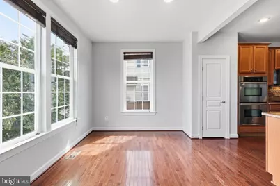 24958 Ashgarten Drive, Chantilly, VA 20152 - Photo 18