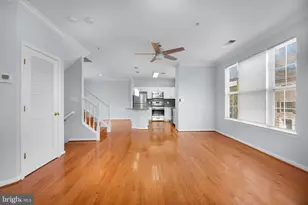 21800 Dragons Green Square, Ashburn, VA 20147 - Photo 10