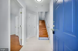 21800 Dragons Green Square, Ashburn, VA 20147 - Photo 2