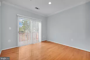 21800 Dragons Green Square, Ashburn, VA 20147 - Photo 16
