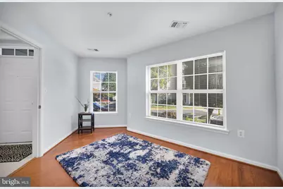 21800 Dragons Green Square, Ashburn, VA 20147 - Photo 4