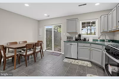 43030 Demerrit Street, Chantilly, VA 20152 - Photo 12