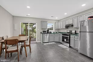 43030 Demerrit St, Chantilly, VA 20152 - Photo 14