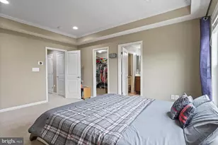 25097 Croxley Green Square, Aldie, VA 20105 - Photo 10