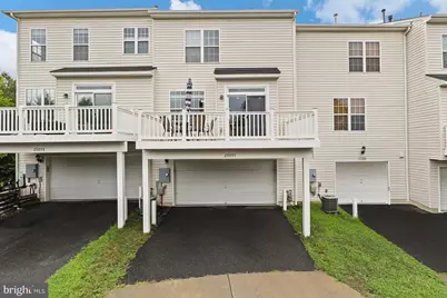 25097 Croxley Green Square, Aldie, VA 20105 - Photo 16