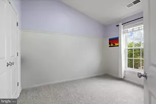 25097 Croxley Green Square, Aldie, VA 20105 - Photo 12