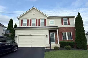 25615 Laughter Dr, Aldie, VA 20105 - Photo 2