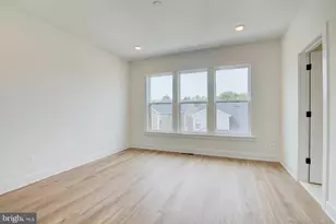 42609 Houdini Rst Ter, Leesburg, VA 20176 - Photo 14