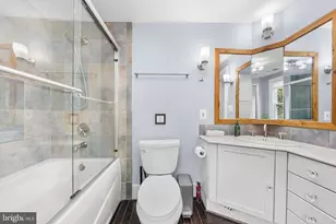 13722 Hiddenhollow Ln, Leesburg, VA 20176 - Photo 34