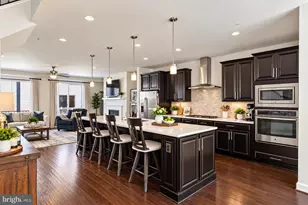 43386 Whitehead Ter, Ashburn, VA 20148 - Photo 2