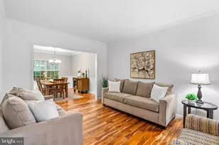 43848 Glenhazel Dr, Ashburn, VA 20147 - Photo 4