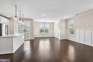 23286 Southdown Manor Terrace, Ashburn, VA 20148 - Photo 4