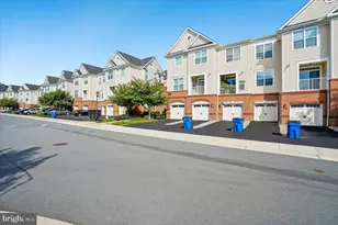 23286 Southdown Manor Terrace, Ashburn, VA 20148 - Photo 40