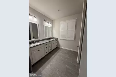 23286 Southdown Manor Terrace #105, Ashburn, VA 20148 - Photo 8