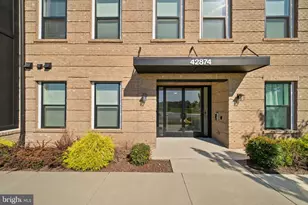42874 Firefly Sonata Terrace, Ashburn, VA 20148 - Photo 4