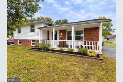 726 N Watford Court, Sterling, VA 20164 - Photo 4