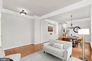 42755 Chatelain Cir, Brambleton, VA 20148 - Photo 6