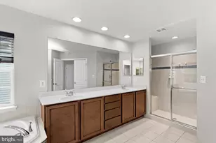 42755 Chatelain Cir, Brambleton, VA 20148 - Photo 40