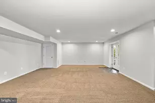 42755 Chatelain Cir, Brambleton, VA 20148 - Photo 58