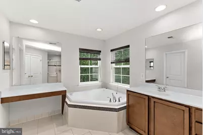 42755 Chatelain Circle, Brambleton, VA 20148 - Photo 38
