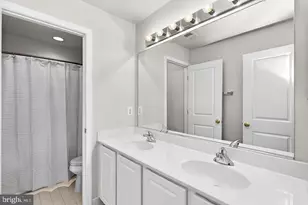 42755 Chatelain Cir, Brambleton, VA 20148 - Photo 50