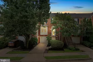 43445 Livery Square, Ashburn, VA 20147 - Photo 1