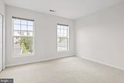 25300 Lake Mist Square #303, Chantilly, VA 20152 - Photo 32