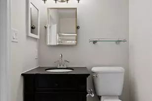 25300 Lake Mist Square, Chantilly, VA 20152 - Photo 30