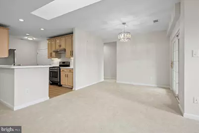 25300 Lake Mist Square #303, Chantilly, VA 20152 - Photo 18