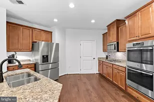 24861 Helms Terrace, Aldie, VA 20105 - Photo 16