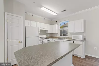 21844 Kelsey Square, Ashburn, VA 20147 - Photo 8