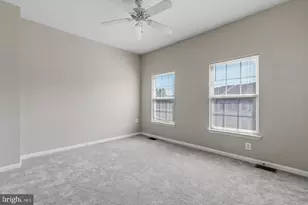 21844 Kelsey Square, Ashburn, VA 20147 - Photo 26