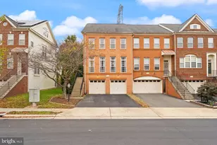 41863 Cinnabar Square, Aldie, VA 20105 - Photo 1
