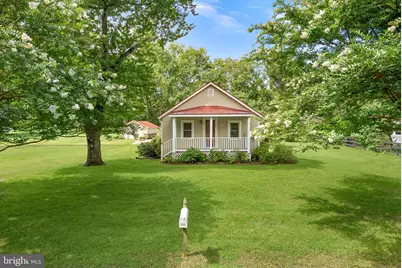 35121 Bloomfield Road, Round Hill, VA 20141 - Photo 2