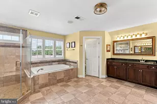 16544 Goldencrest Cir, Purcellville, VA 20132 - Photo 54