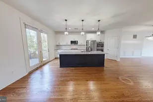 42279 Fox Tracks Terrace, Brambleton, VA 20148 - Photo 18