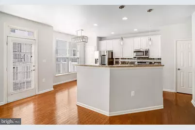 42203 Shorecrest Terrace, Aldie, VA 20105 - Photo 8