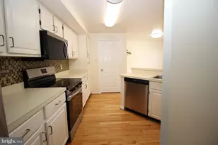 21161 Crocus Terrace, Ashburn, VA 20147 - Photo 6