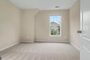 42371 Trellis Square, Brambleton, VA 20148 - Photo 50