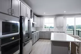 42211 Shining Star Sq, Ashburn, VA 20148 - Photo 4